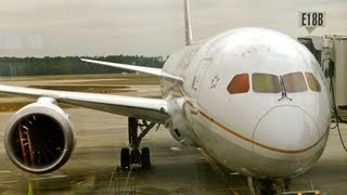 United 787 Dreamliner Uniteds first 787 N20904 [upl. by Shandeigh]