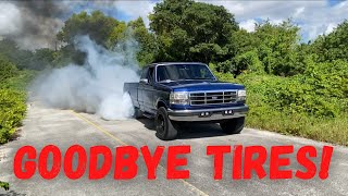 Built 73L Powerstroke does MASSIVE burnout for new tires Cloud machine [upl. by Ekusoyr]