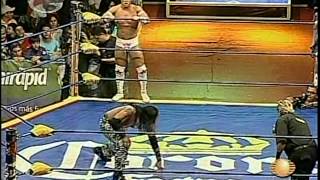 AAA Alex Koslov vs Nicho el Millonario 20090518 AAA Cruiserweight semfiinal [upl. by Enrobso342]