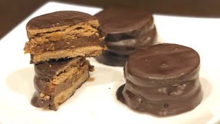 Dulce de Leche Mini Cakes 💕 Alfajores de Dulce de Leche Caseros 💕 Easy Recipes For Kids [upl. by Snook]