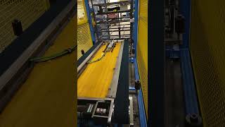 Pneumatic rodless cylinder pushing pallet onto the cart [upl. by Wise13]