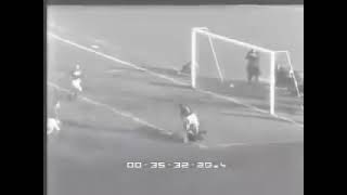 8 gennaio 1961 Capitan Giacomino Losi segna da infortunato il gol vittoria della Roma [upl. by Harac823]