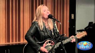 Melissa Etheridge  No Souvenirs Live on KFOG Radio [upl. by Avert552]