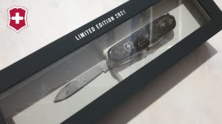 REVIEW Victorinox  SWISS CHAMP DAMAST LIMITED EDITION 2021 🇨🇭  Too expensive Swiss Army Knife [upl. by Grenville]