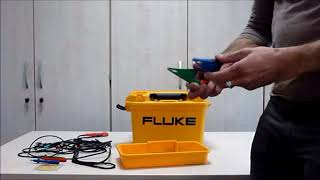 Fluke 1654 DER LIEFERUMFANG vom VDE 0100 VDE 0105 Installationstester Anlagentester [upl. by Ramos289]