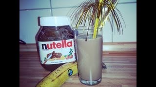 Samiras BananenNutellaMilchshake  Sallys Welt [upl. by Nichy730]