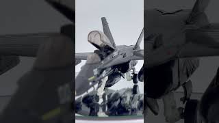 FA18B Hornet quotTop Gunquot US Navy Fighter Weapons School 172 DW 50030 topgun usnavy plane model [upl. by Akeihsat]