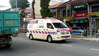 Ambulance Responding In Malaysia  Ambulans Malaysia KKM [upl. by Naryt594]