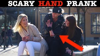 SCAARY HAND PRANK🖐🏻Julien Magic [upl. by Ahsikat941]