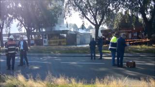 Flat bij tankstation Tamoil Eindhoven dreigt in te storten na felle brand 24082014 [upl. by Jacy423]