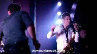 Maxigroove  Alone Live from Concert [upl. by Olympe723]