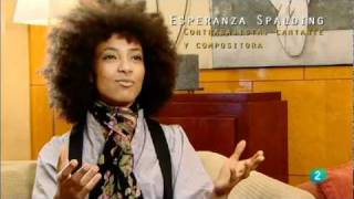 Esperanza Spalding entrevista en español [upl. by Eetsim]