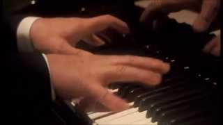 Beethoven  Piano Sonata No 1 in F minor  Daniel Barenboim [upl. by Barimah]