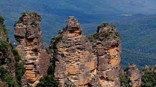 LEGEND OF THE THREE SISTERS KATOOMBA NEW SOUTH WALES AUSTRALIA [upl. by Tenaej]