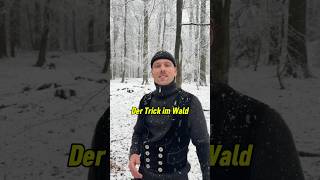 Zollstocktrick im Wald die Weihnachtszeit ist eingeläutet handwerk shorts comedy tricks [upl. by Enyrehtac744]