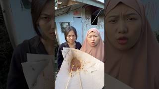 Kasian Jia amp Feby Makan Daging Rusa [upl. by Hardin]