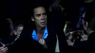 Nick Cave amp the Bad Seeds quotThe Weeping Songquot final part in the audience  Zenith Paris 2017 [upl. by Eiramanig102]