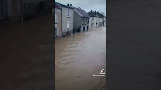 🌊 En SeineetMarne la crue du Grand Morin est exceptionnelle ici à Coulommiers📅 date  10102024 [upl. by Anwahsit494]