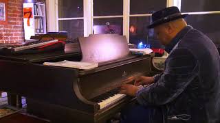 Cuban piano master Chuchito Valdes plays solo piano at Allison Lovejoys salon [upl. by Clein]