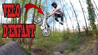 DU VTT FREESTYLE AVEC UN VÉLO DENFANT DE 4 ANS [upl. by Wemolohtrab]