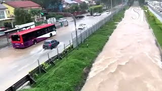 Flooding across Singapore Rising water levels in Bukit Timah on Saturday April 17 [upl. by Eiznekcm]