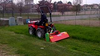 Antonio Carraro tigre 3200 con trincia 130 [upl. by Jariah12]