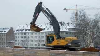 Bagger Volvo EC460 B im Sand [upl. by Elijah731]