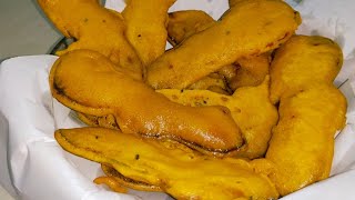 begeni recipe।crunchy baigani recipe।Bengali style बेसन के पकड़े। [upl. by Munster309]