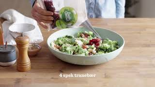 Broccolisalat med tranebær [upl. by Adelind]