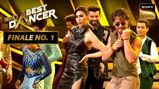 Indias Best Dancer S3  Tiger Shroff और Kriti Sanon ने लगाए Dancers के साथ ठुमके  Best Moments [upl. by Narag]