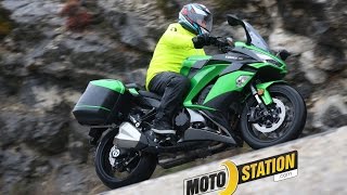 Essai Kawasaki Z1000SX 2017 [upl. by Fineman]