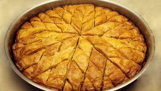 Baklava Rezept  Türkisches Baklava mit Walnüssen selber machen [upl. by Einahpats]