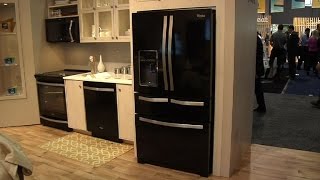 Whirlpool gives this frenchdoor fridge an extra compartment [upl. by Intosh]