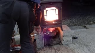 Waste Oil stove heater over 800 degrees F in just a few minutes [upl. by Eelarol878]