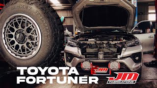 TOYOTA FORTUNER  Suspensión ARB aros KMC llantas Mickey Thompson y más [upl. by Ys]