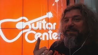 Tour pelo Guitar Center da Broadway [upl. by Culosio]