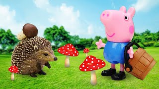 George il giocattolo di Peppa Pig raccoglie funghi nel bosco Scuola Allegra per bambini [upl. by Boelter]