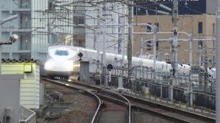 東海道新幹線信号系統トラブル遅れ（回復中の）名古屋駅下りホームより 18July2014 184052 [upl. by Amitarp]