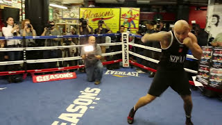 Artur Szpilka shadow boxing open training WilderSzpilka boxing [upl. by Oirramaj]