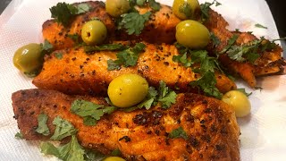 Crispy pan Seared 🐠salmon with garliceasy pan Seared salmon 🐟 [upl. by Haela132]