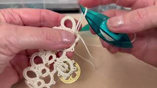 Split chain in shuttle tatting [upl. by Edan735]