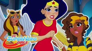 Le top 5 de Killer Frost  DC Super Hero Girls en Français [upl. by Refannej]