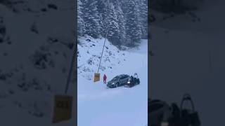 Auto imbocca per errore la pista da sci a San Martino di Castrozza shorts news [upl. by Aikehs206]