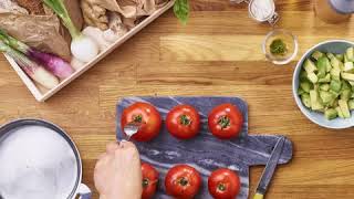 Recette de tartines tomates  avocats [upl. by Hildegarde675]