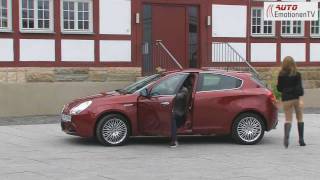 2Test Alfa Romeo Giulietta Fahrbericht Review  AutoEmotionenTV [upl. by Eibbed]