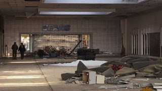 American shopping malls struggle to survive [upl. by Elatsyrk213]