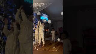 NEW YEAR BALLOON DROP FAIL  FUNNY EDITION kidsvideo kidsfun funnyvideo funnyshorts bloopers [upl. by Velasco]