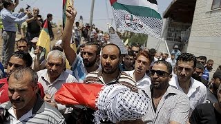 Medio Oriente funerali del bambino palestinese In Cisgiordania esplode la rabbia [upl. by Fiske]