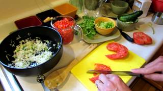 TRG 2012 Recipe A Basic Heirloom Tomato Garden Salsa Brandywines [upl. by Gorlin]