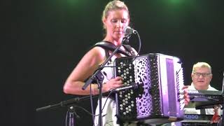 Carine Vigni au Festival National dAccordéon à MorteauLes Fins 25 [upl. by Lalittah786]